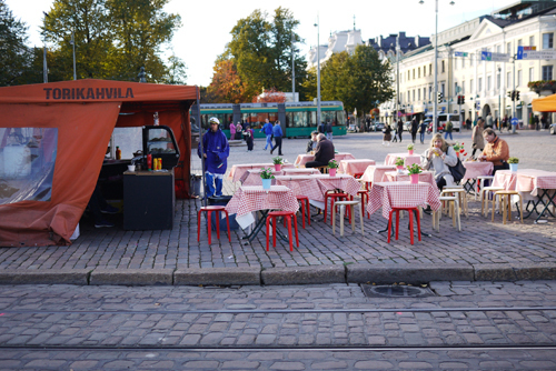 helmarket03.jpg